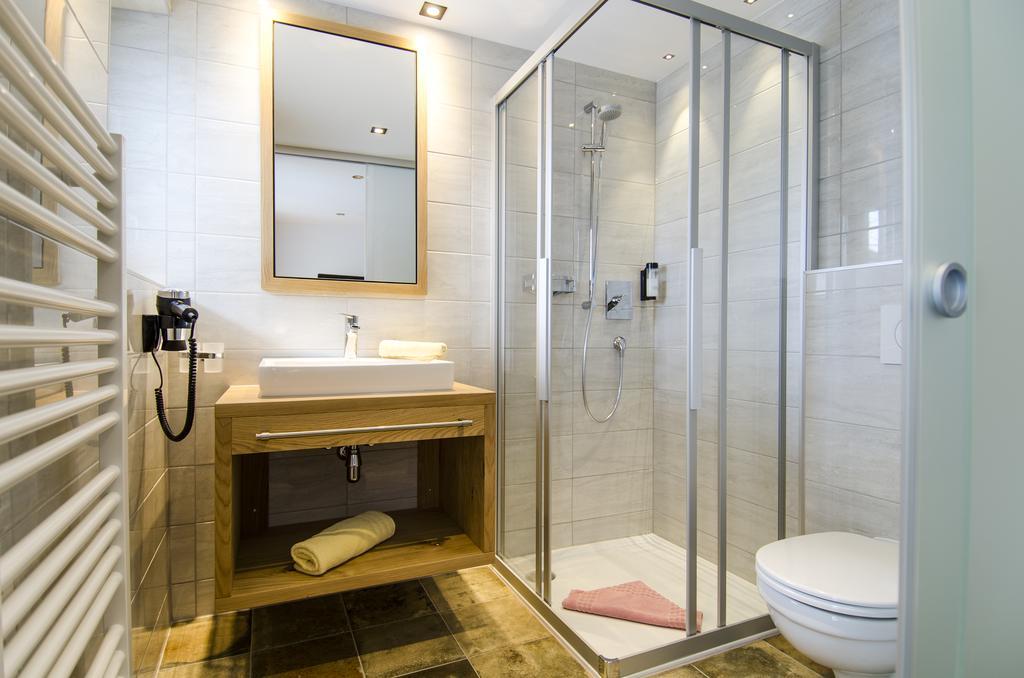 Hotel Garni Persutt Ишгъл Екстериор снимка